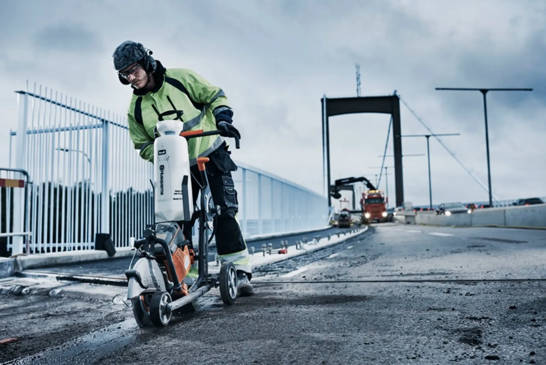 Husqvarna® K 770 Power Cutter - 14"